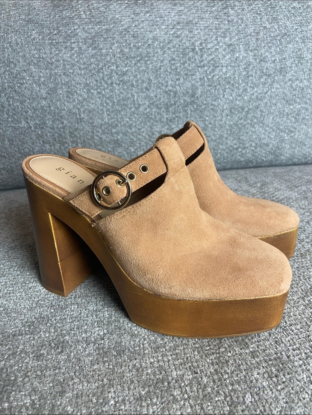 Gianni Bini Suede Platform Mule in Tan size 7 M